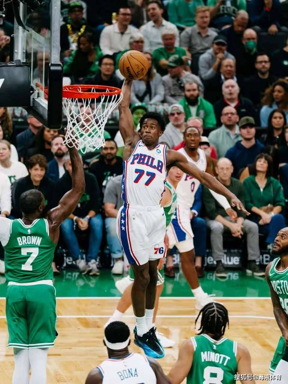 关于加时末段NBA总决赛传出新动向，瓦伦西亚手感冰凉，管理层表态：悬念犹存，球队文化再被提及的信息